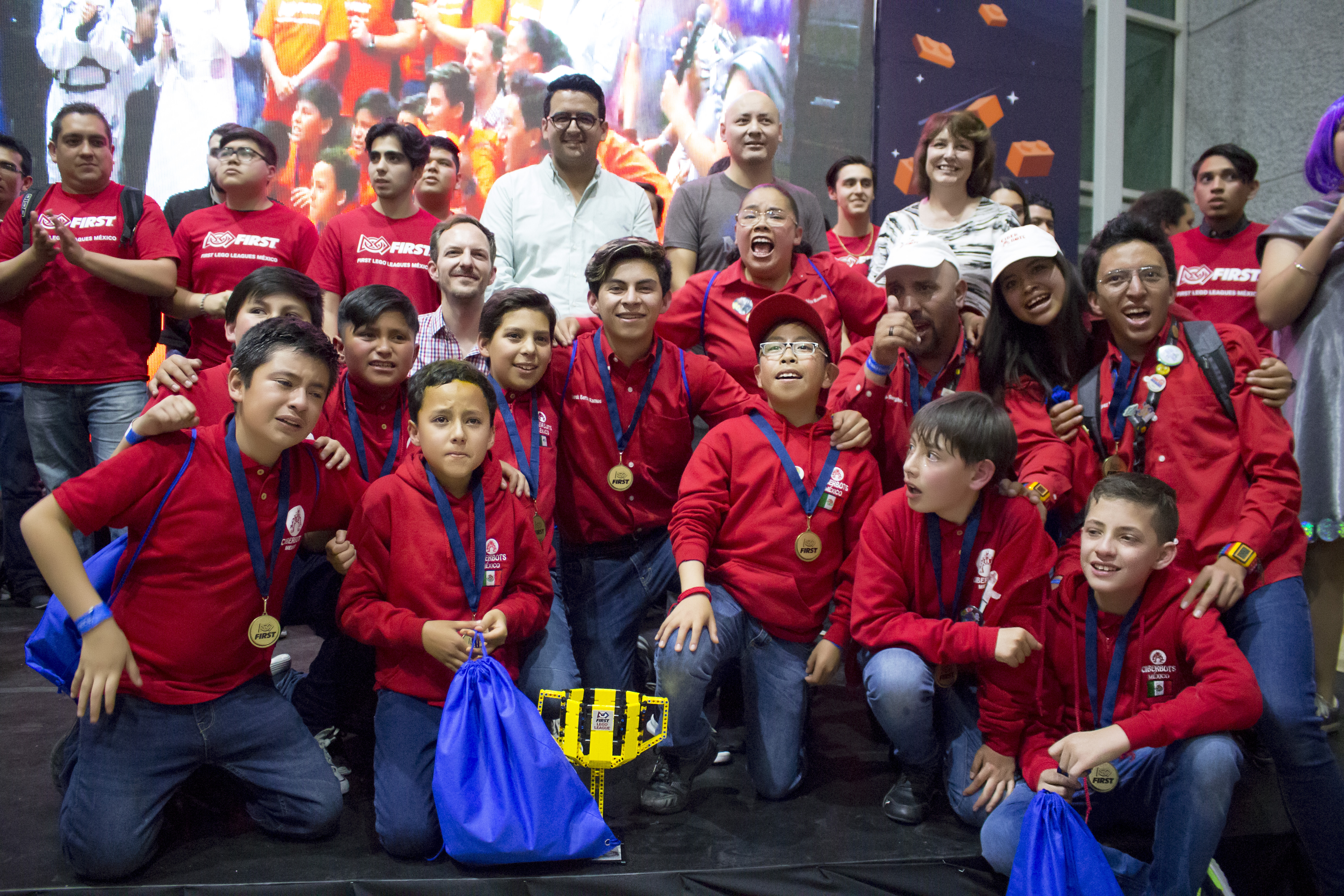 Con gran entusiasmo concluye el Campeonato Nacional de FIRST® LEGO® League en Monterrey: 12 equipos representarán al país en torneos internacionales de robótica.