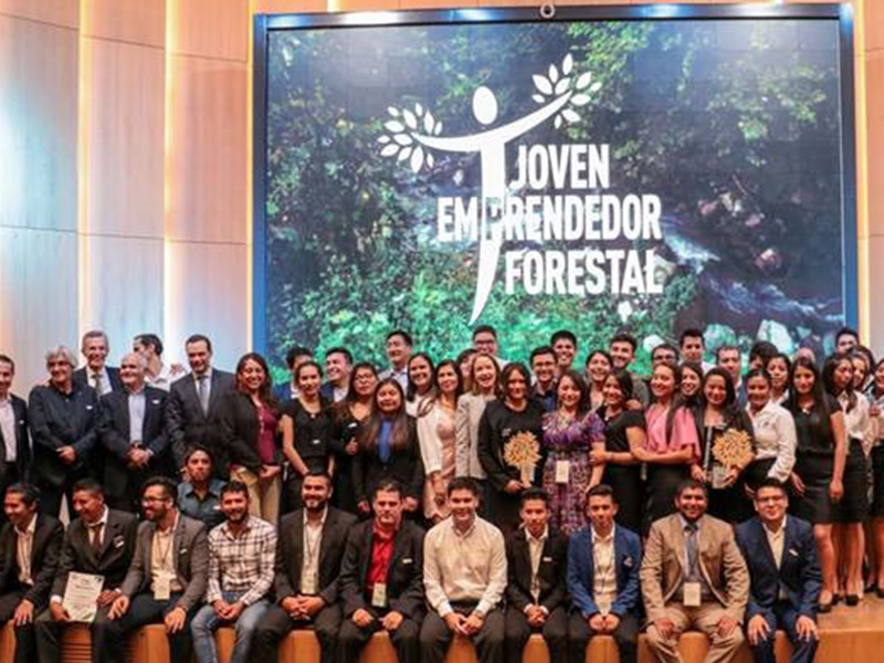 Premiación Joven Emprendedor Forestal