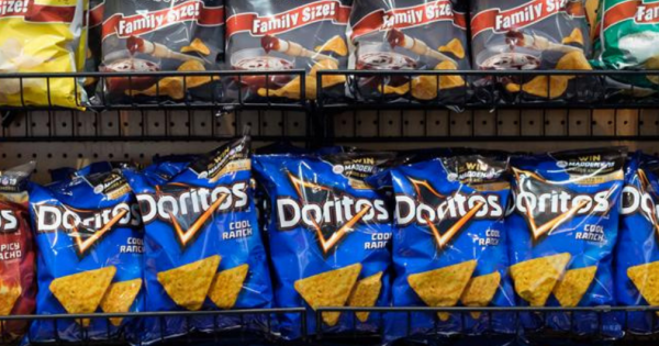 PepsiCo Europa eliminará las bolsas de plásticos de patatas fritas y chips  para 2030