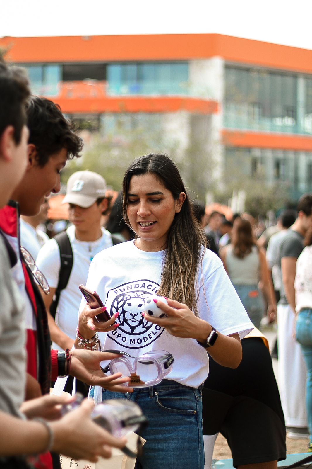 Grupo Modelo y Corona Cero promueven el consumo responsable entre jóvenes  universitarios