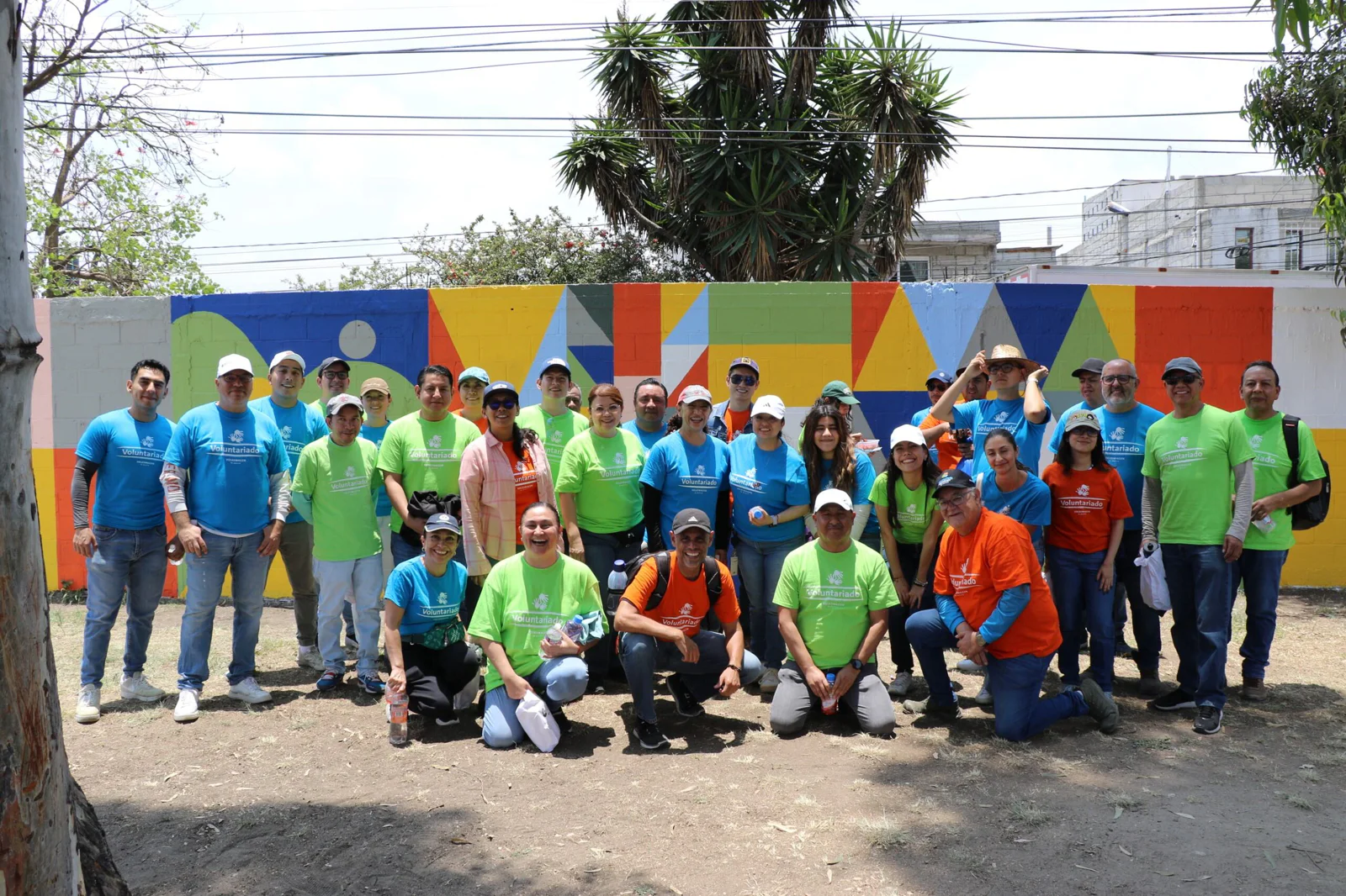 Colaboradores de Volkswagen de México rehabilitan espacios escolares para más de 900 estudiantes en Puebla